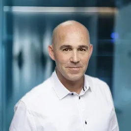 עמיחי נפתלי | לוגיסטיקה לאונרדו